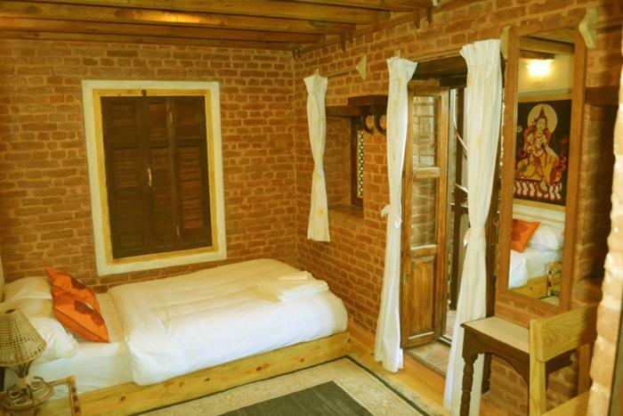 Yamba Traditional Home Lalitpur Екстериор снимка